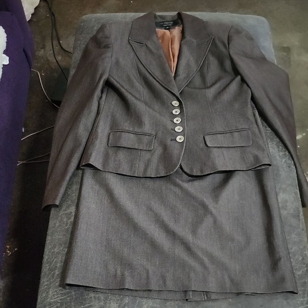 Signature By Larry Levine Brown Women's Dress Suit